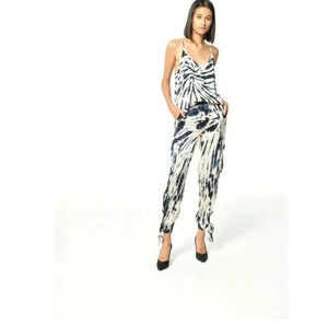 YOUNG FABULOUS & BROKE SIZE L JANELLE ANKLE TIE DYE CARGO POCKETS PANTS Women’s